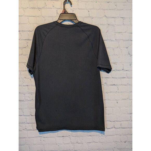 Carhartt Force t-shirt w/ pocket size medium - Picture 5 of 5